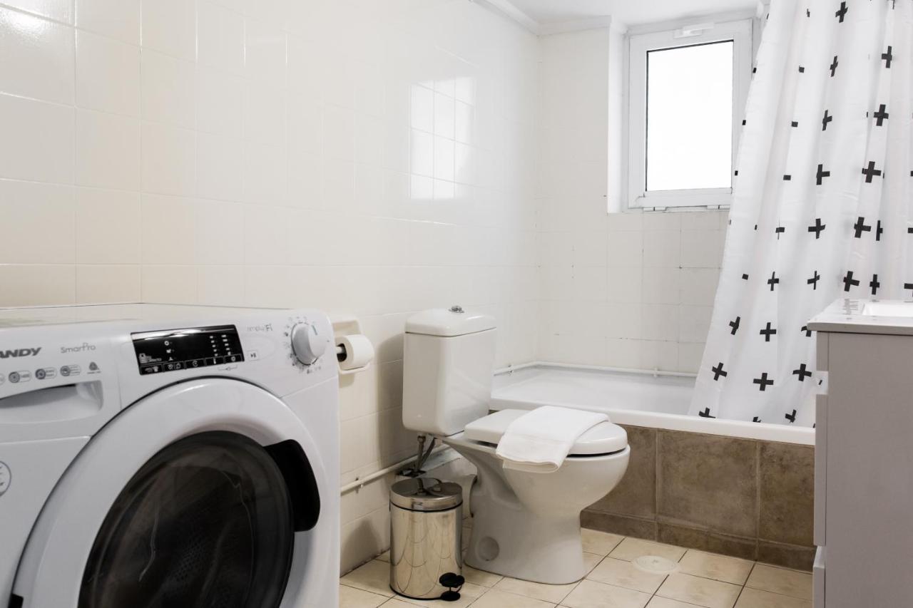 Pleasant 2Br Apartment Near Helexpo By Upstreet Atena Exterior foto